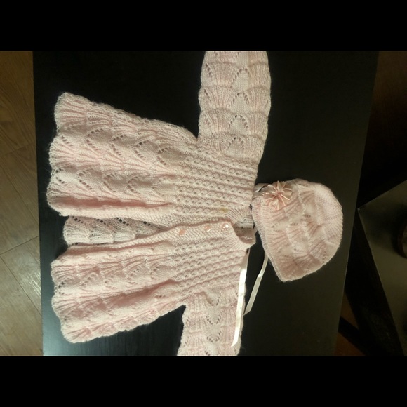 Hand knitted baby girl sweater set with bonnet - Picture 1 of 3